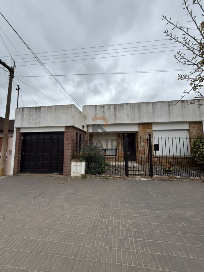 CASA CHALET DE 4 AMBIENTES - BALCARCE