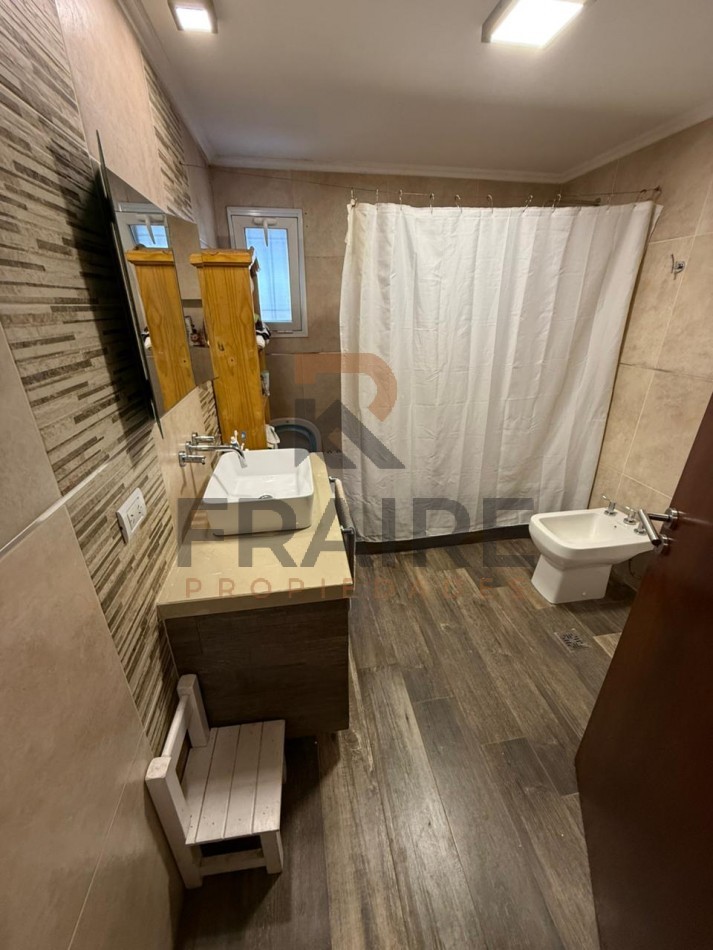 CASA PH DE 4 AMBIENTES - BALCARCE
