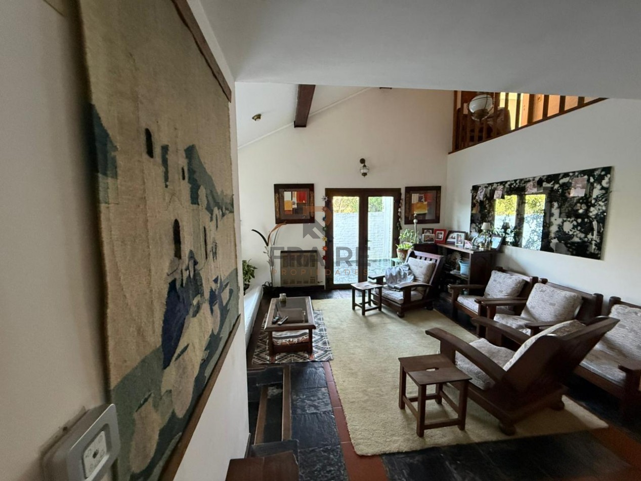 CHALET 4 AMBIENTES - MAR DEL PLATA