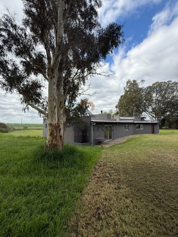 CASA QUINTA CON PILETA, PARQUE Y GALPON - LAGUNA LA BRAVA