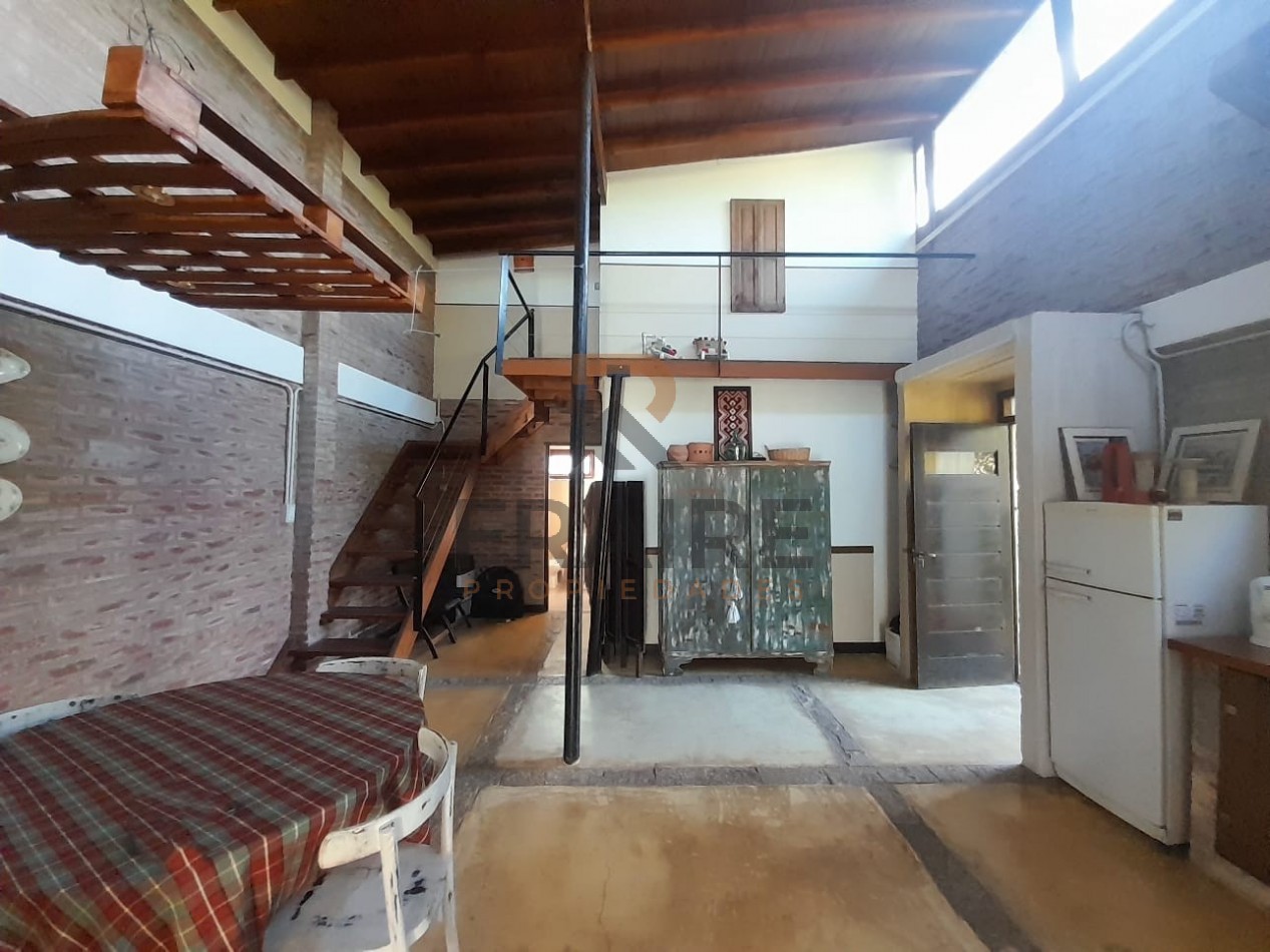 CASA 3 AMBIENTES SEMI AMOBLADA - SIERRA DE LOS PADRES