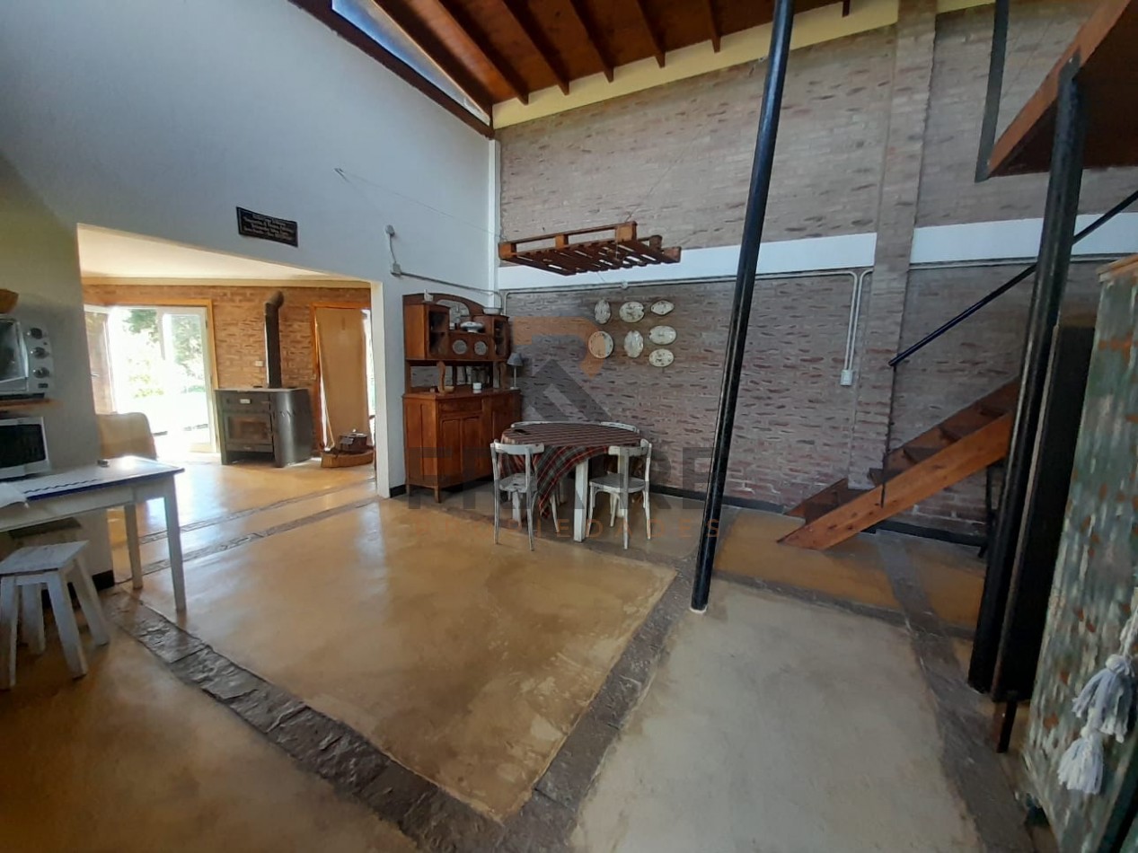 CASA 3 AMBIENTES SEMI AMOBLADA - SIERRA DE LOS PADRES