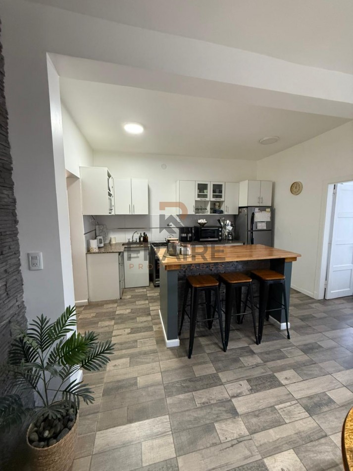 CASA 3 AMBIENTES + DPTO 2 AMBIENTES - NECOCHEA