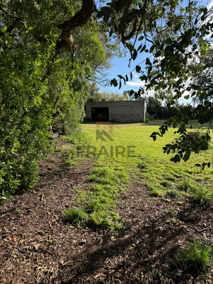 CASA QUINTA CON PILETA, PARQUE Y GALPON - LAGUNA LA BRAVA