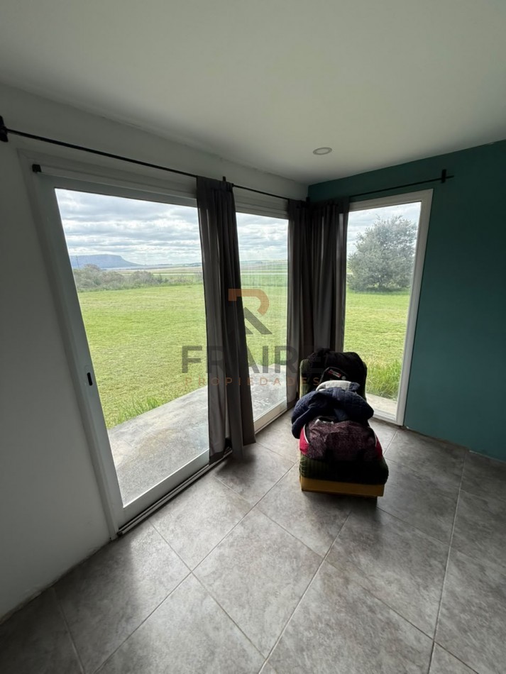 CASA QUINTA CON PILETA, PARQUE Y GALPON - LAGUNA LA BRAVA