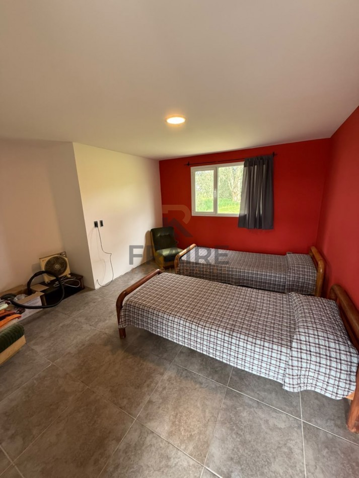 CASA QUINTA CON PILETA, PARQUE Y GALPON - LAGUNA LA BRAVA