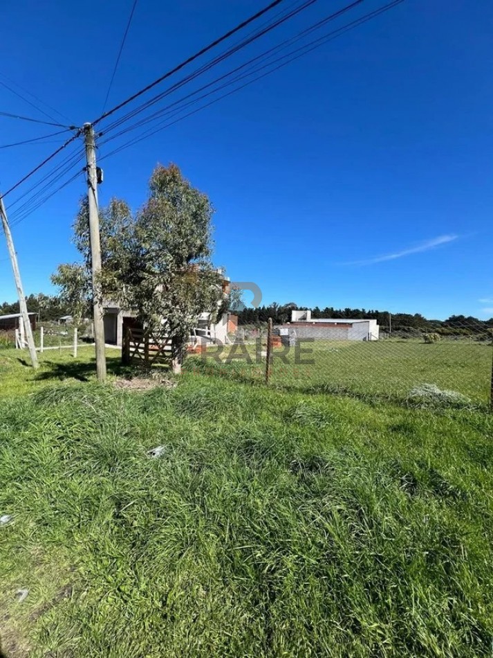 LOTE DE 15m X 40m - ACANTILADOS