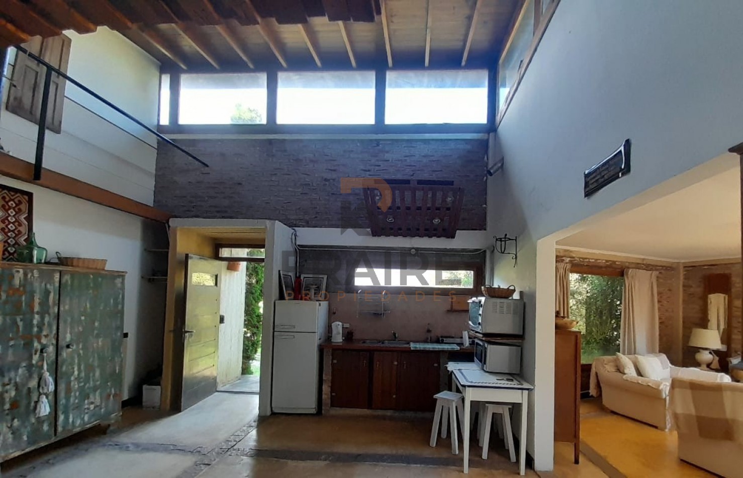 CASA 3 AMBIENTES SEMI AMOBLADA - SIERRA DE LOS PADRES