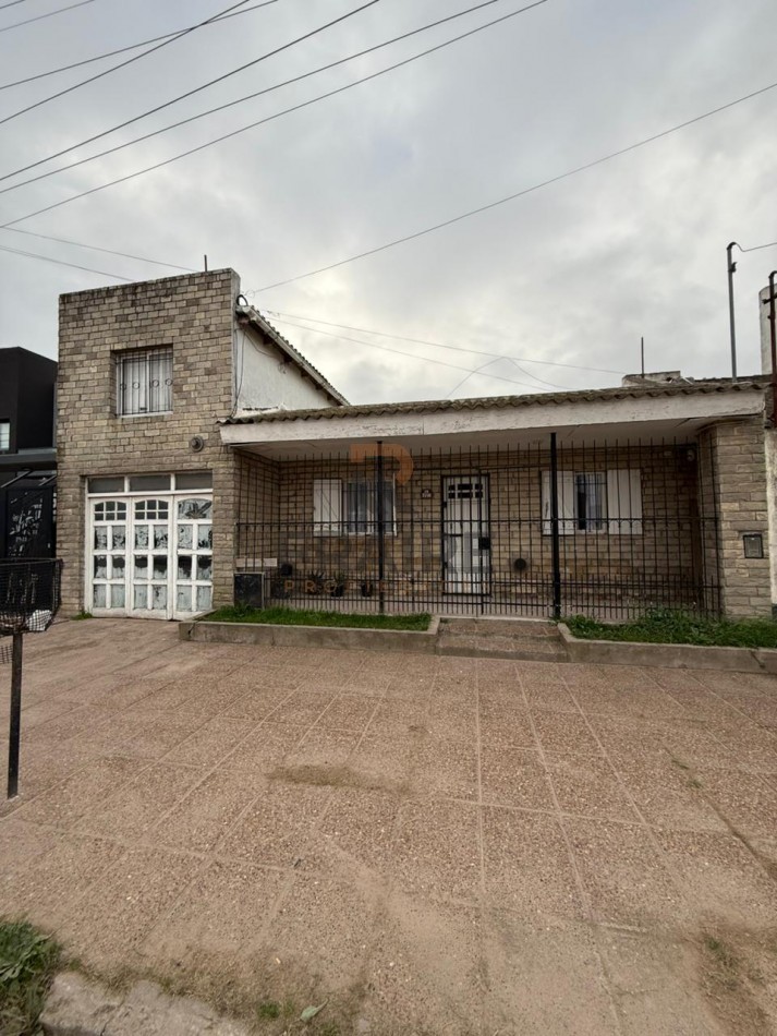 CASA 4 AMBIENTES - NECOCHEA