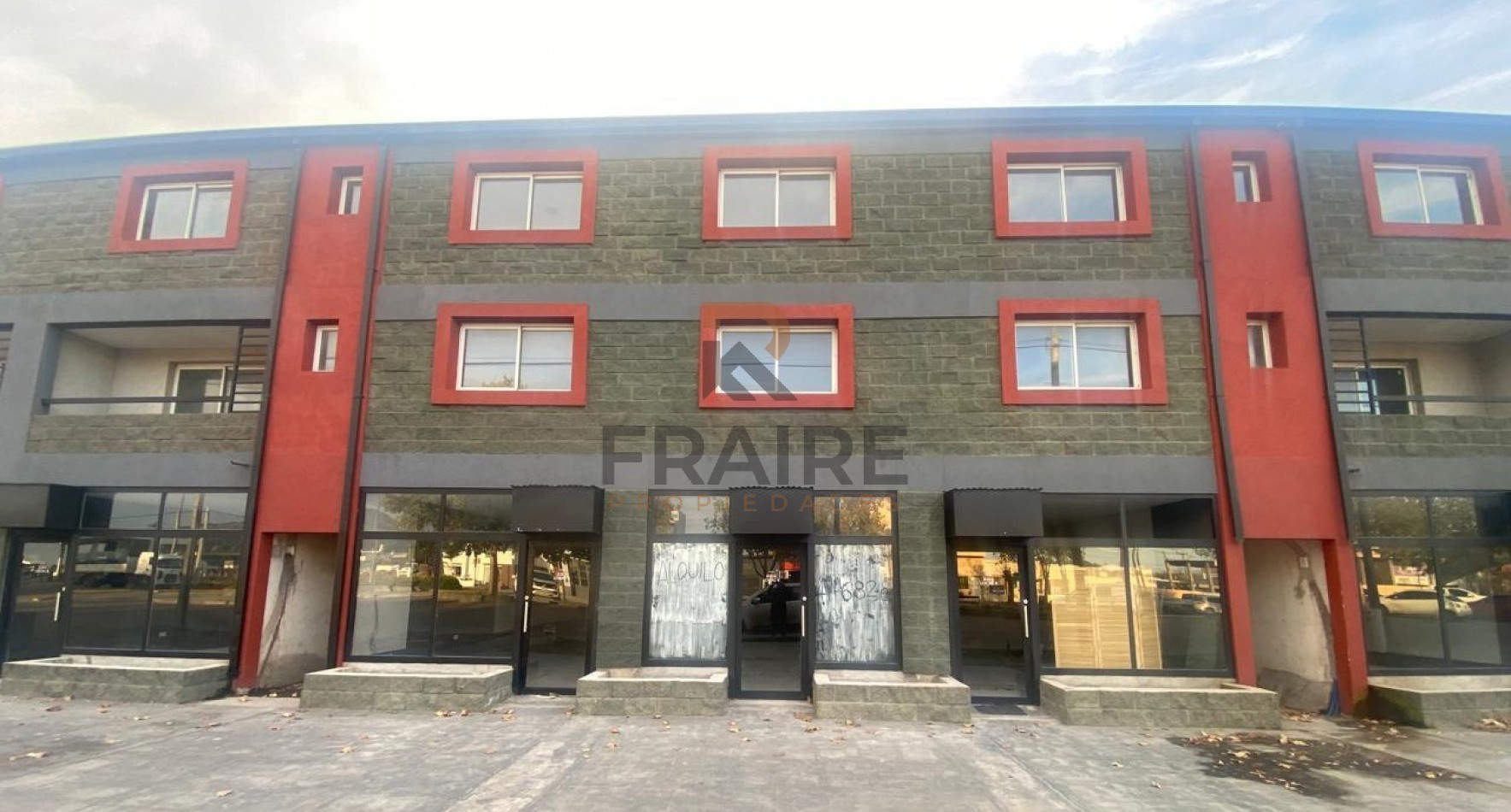 LOCAL EN ALQUILER - BALCARCE