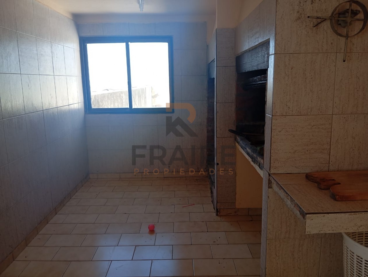 DEPARTAMENTO 3 AMBIENTES AMOBLADO - NECOCHEA
