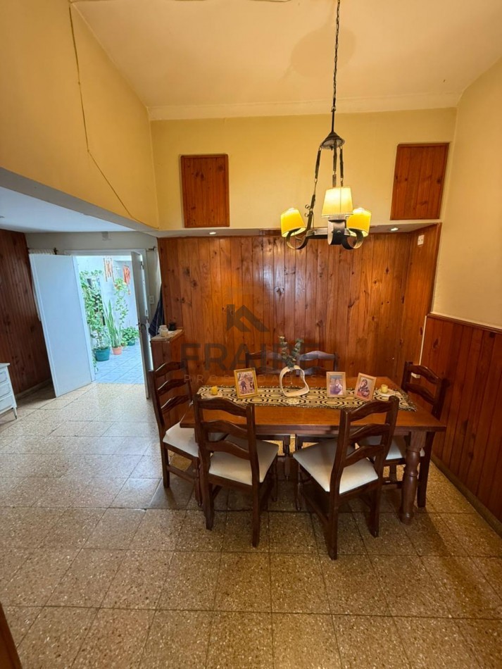 CASA 5 AMBIENTES + DEPARTAMENTO 3 AMBIENTES - BALCARCE