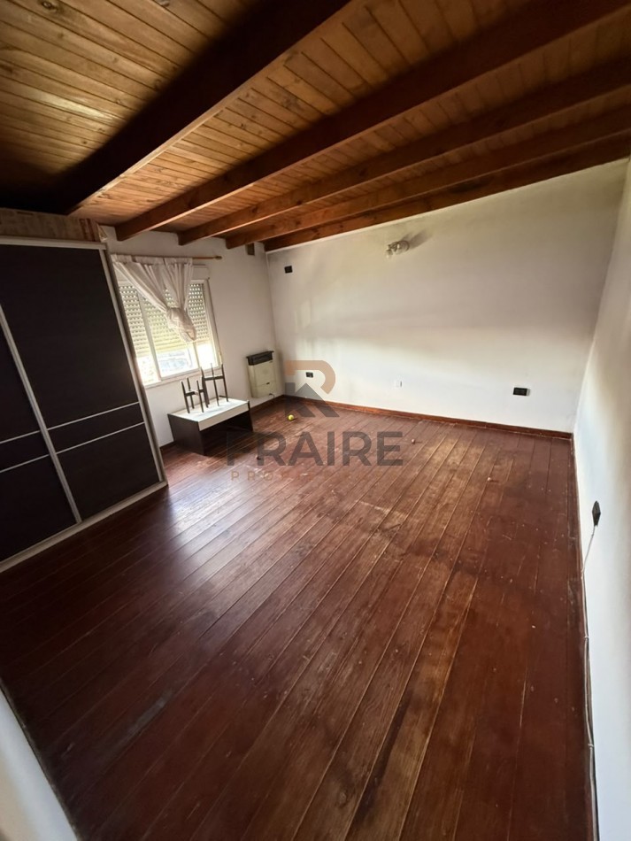 CASA 4 AMBIENTES - NECOCHEA