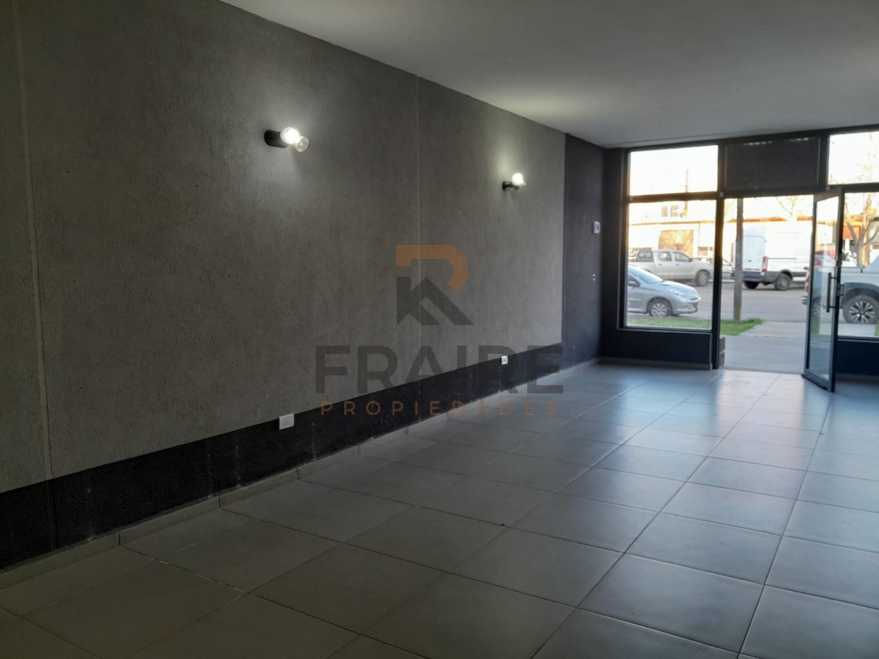 LOCAL EN ALQUILER - BALCARCE