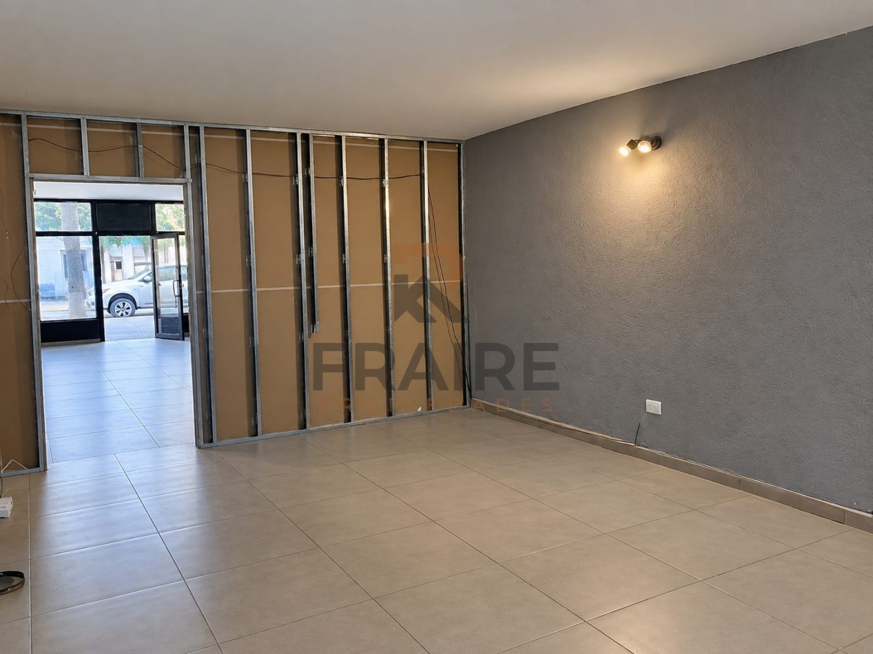 LOCAL EN ALQUILER - BALCARCE