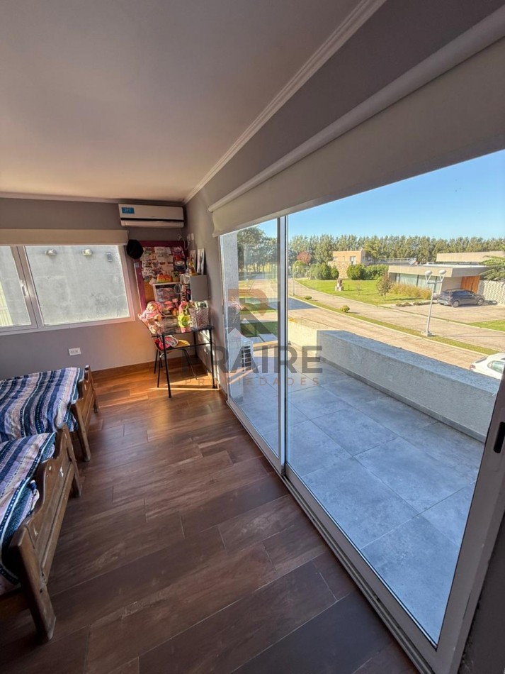 CASA 5 AMBIENTES - MAR DEL PLATA