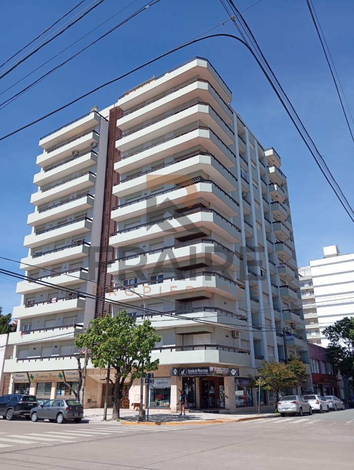 DEPARTAMENTO 3 AMBIENTES AMOBLADO - NECOCHEA