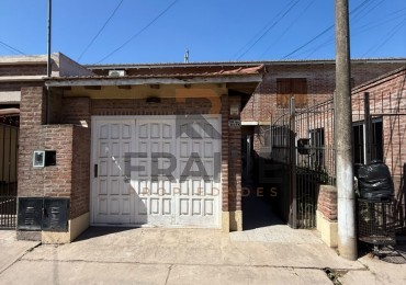 CASA 4 AMBIENTES + QUINCHO