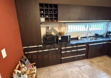 CASA PH DE 4 AMBIENTES - BALCARCE
