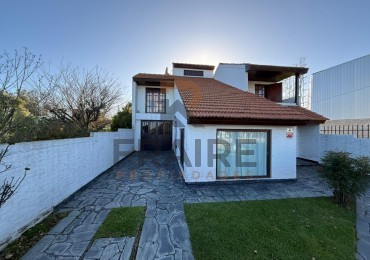 CHALET 4 AMBIENTES - MAR DEL PLATA
